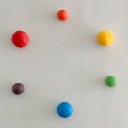 Fondant decorations - mixing fondant colors