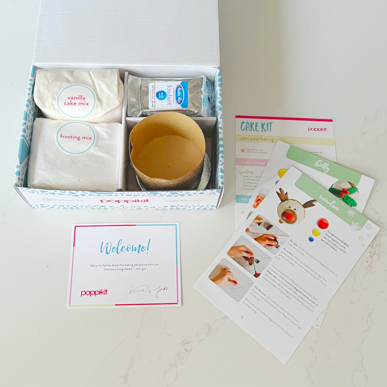 Holiday Mini Cake Kit Supplies