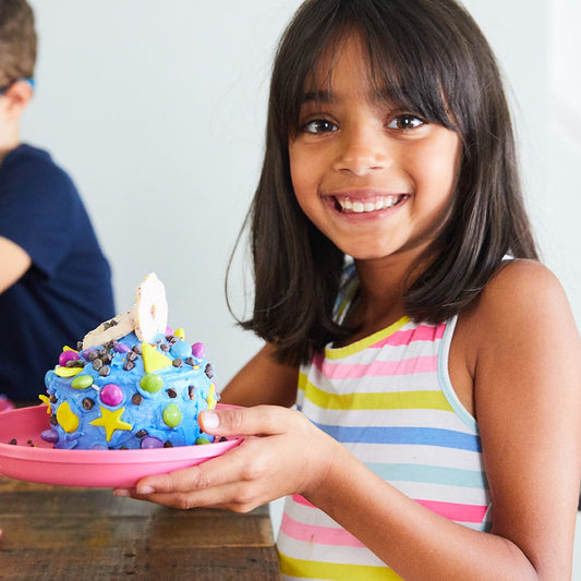 the best kids cake decorating party